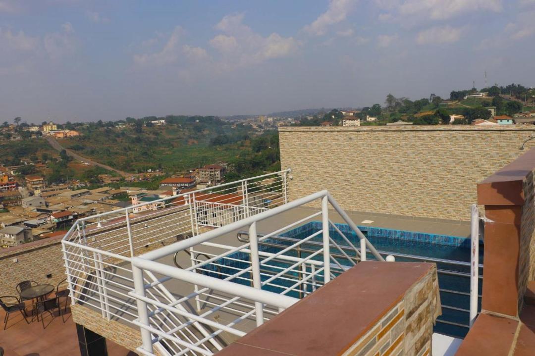 Cofe Hotel Yaounde Exterior photo